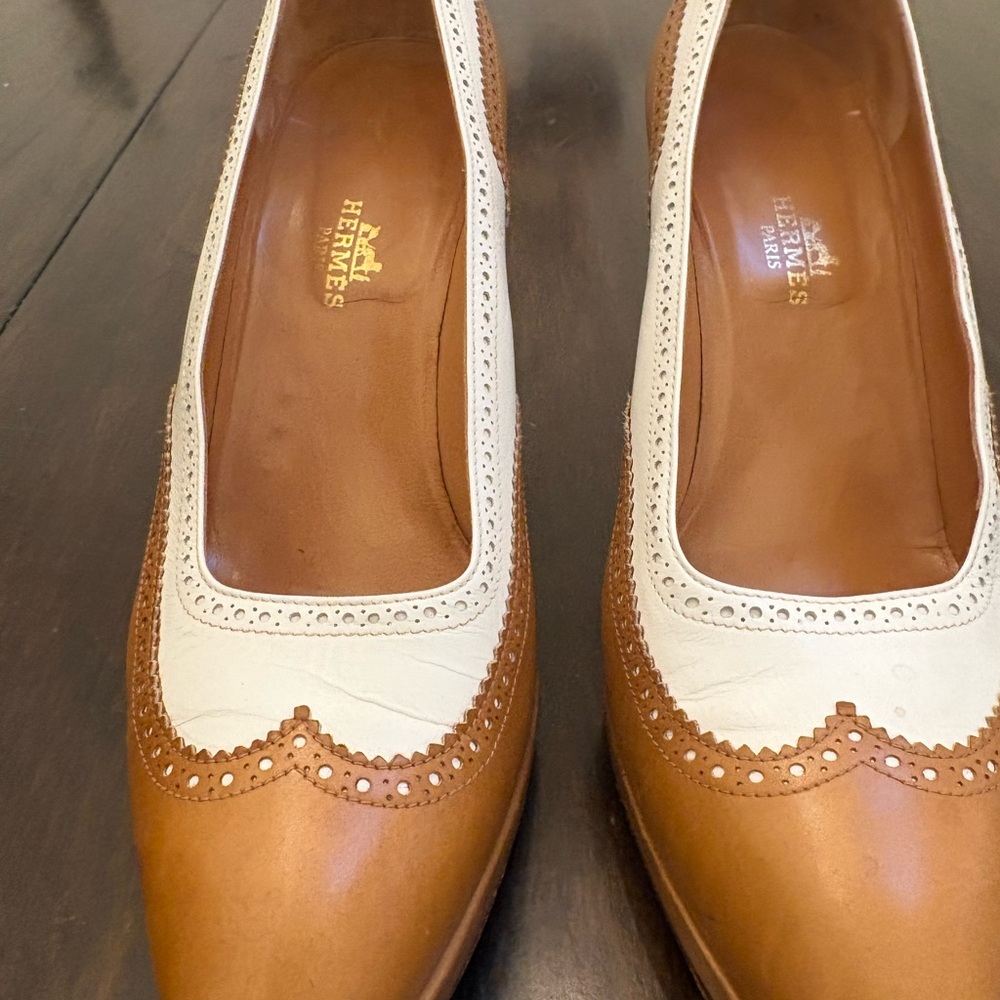 Hermes Brown and White Leather Heels